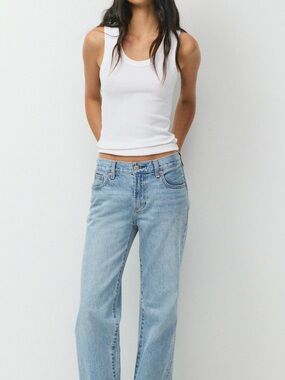 Aritzia Denim Forum The Farrah       Lo-rise Wide Jean in 7 years bleu taboo
